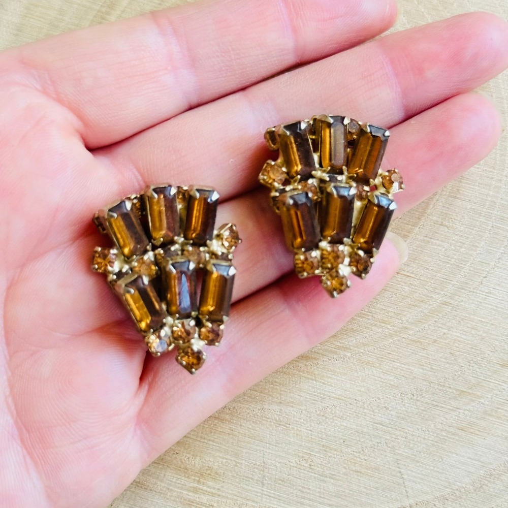 VTG Jeweled rhinestone Earrings clip Topaz glass‎ Baguettes 50s/60s rare gold